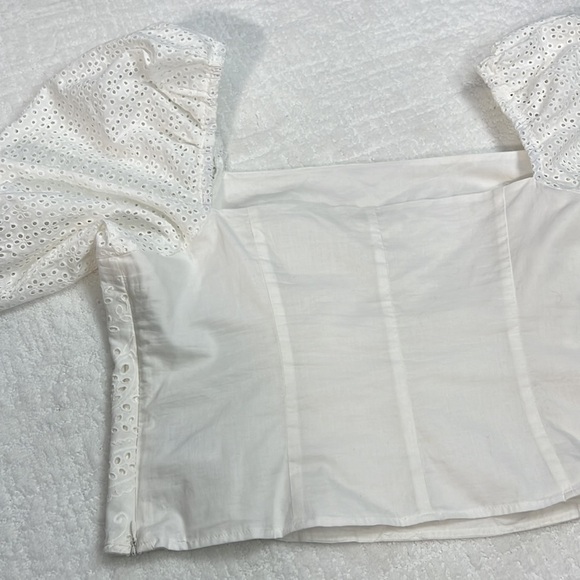 H&M white cotton crop top with eyelet puff sleeves XL - Picture 11 of 11